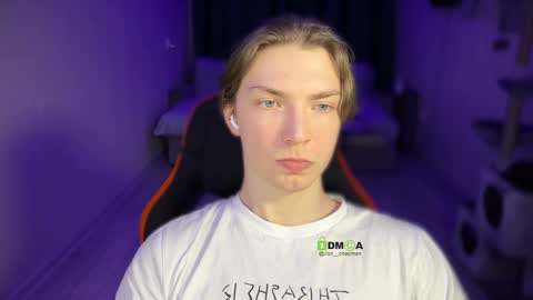 Snapshot of iron__chapman chatting on 20, 12, 2024 Iron online show from 20, 12, 2024