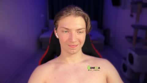 Snapshot of iron__chapman chatting on 22, 12, 2024 Iron online show from 22, 12, 2024