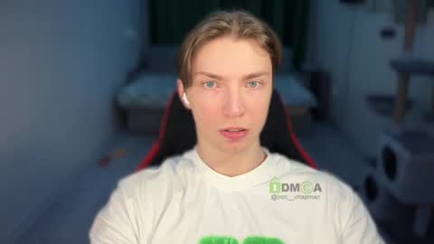 Snapshot of iron__chapman chatting on 26, 1, 2025 Iron online show from 26, 1, 2025