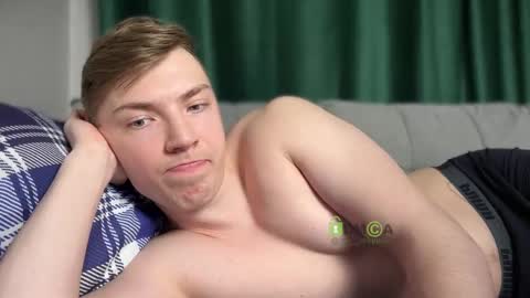 Snapshot of iron__chapman chatting on 14, 2, 2025 Iron online show from 14, 2, 2025