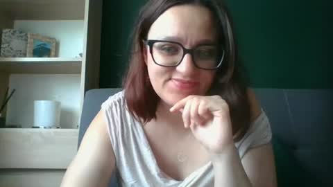 Snapshot of irresistibleparis chatting on 18, 6, 2026 Paris online show from 18, 6, 2026