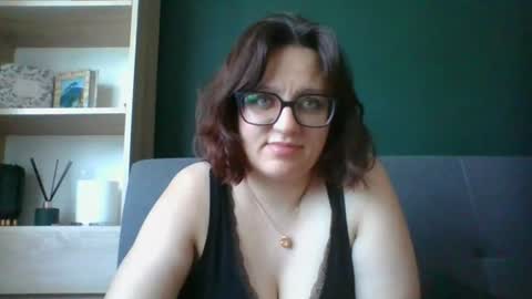 Snapshot of irresistibleparis chatting on 20, 7, 2026 Paris online show from 20, 7, 2026