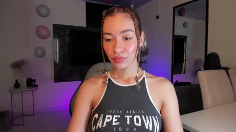 isa_____ online show from 9, 3, 2025