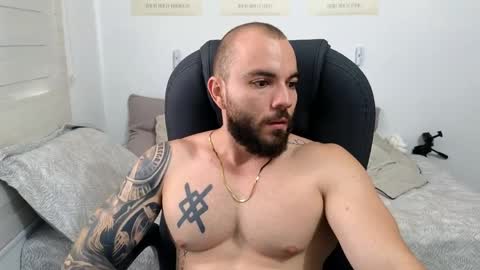 Snapshot of isaac_carter chatting on 23, 4, 2026 Isaac carter online show from 23, 4, 2026