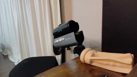 isaac online show from 6, 4, 2026