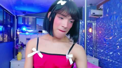 isaacnova online show from 9, 6, 2026