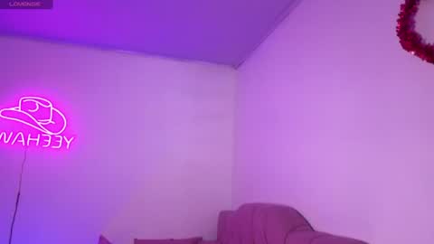 Snapshot of isabela_tay chatting on 8, 7, 2026 ISABELA online show from 8, 7, 2026
