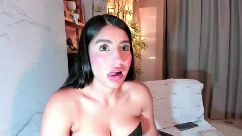isabelastefano online show from 2, 7, 2026