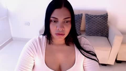 isabelateran online show from 26, 5, 2026
