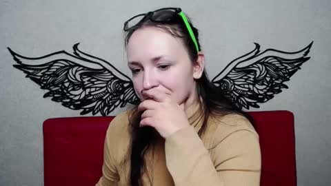 Snapshot of isabelblackberry chatting on 7, 12, 2024 IsabelBlackberry online show from 7, 12, 2024