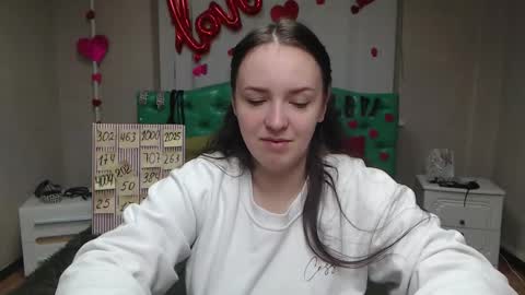 Snapshot of isabelblackberry chatting on 4, 10, 2025 IsabelBlackberry online show from 4, 10, 2025