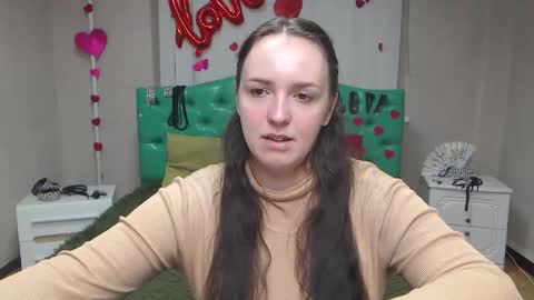 Snapshot of isabelblackberry chatting on 16, 10, 2025 IsabelBlackberry online show from 16, 10, 2025