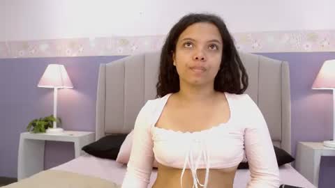 Snapshot of isabelgh_ chatting on 12, 6, 2026 isabelgh_ online show from 12, 6, 2026