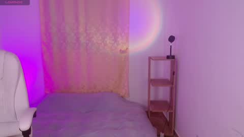 isabella online show from 20, 2, 2025