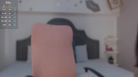 Snapshot of isabella__shine chatting on 14, 1, 2025 Isa online show from 14, 1, 2025