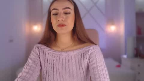 Snapshot of isabella__shine chatting on 19, 9, 2025 Isa online show from 19, 9, 2025