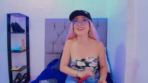 Snapshot of isabella_noir1 chatting on 9, 6, 2026 Isabella online show from 9, 6, 2026
