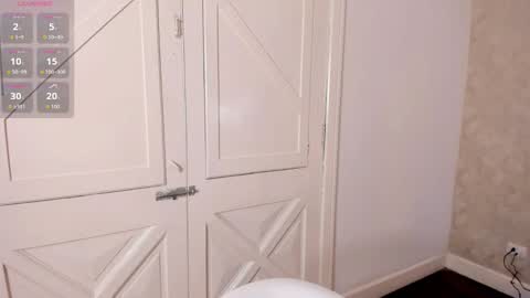 Snapshot of isabella_roberts13 chatting on 10, 9, 2025 isa online show from 10, 9, 2025