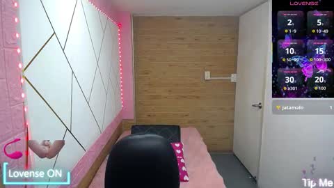 isabella_roseee online show from 29, 10, 2025