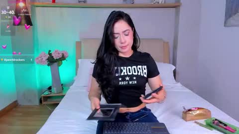 isabella_winkler online show from 12, 10, 2025