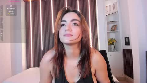 Snapshot of isabellaajoness chatting on 20, 9, 2025 Isabella Everyday From 0530 to 1430 Col Time online show from 20, 9, 2025