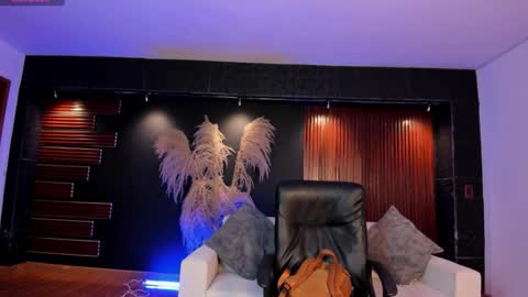 Isabella  Everyday From 0530 to 1430 Col Time online show from 9, 11, 2025