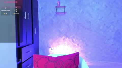 Instagram soybella01  online show from 15, 3, 2026