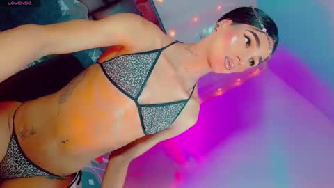isabellagirs online show from 16, 1, 2026