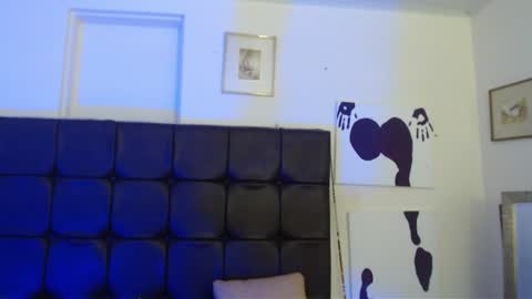 Snapshot of isabellakoff chatting on 10, 6, 2026 Tati - online show from 10, 6, 2026