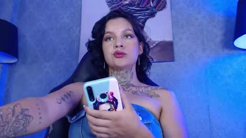 Snapshot of isabellamontier chatting on 28, 2, 2025 Isabella Montier online show from 28, 2, 2025