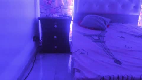 Isabella anal squirt latina colombian paisa online show from 1, 3, 2025