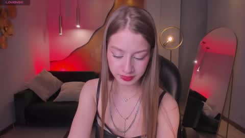 Isabella Moretti online show from 27, 2, 2026