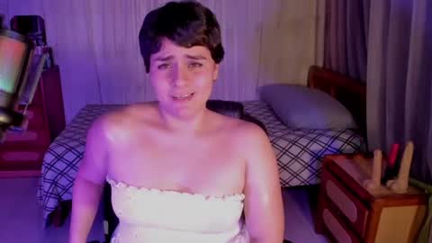 Isabella online show from 7, 7, 2026