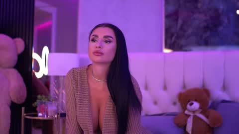 Snapshot of isabellehunt chatting on 10, 9, 2025 IsabelleHunt online show from 10, 9, 2025