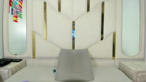 isabellrodriguez18 online show from 15, 7, 2026