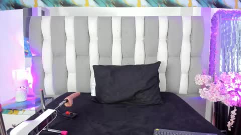 Snapshot of isadiazz chatting on 19, 2, 2026 Isa online show from 19, 2, 2026