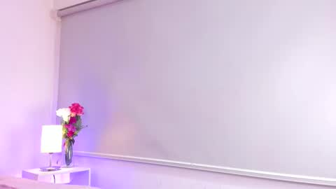 isameow online show from 24, 10, 2025