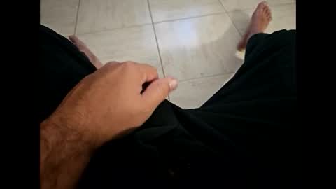 Snapshot of iscrewinutibolt chatting on 28, 1, 2025 Carlos online show from 28, 1, 2025