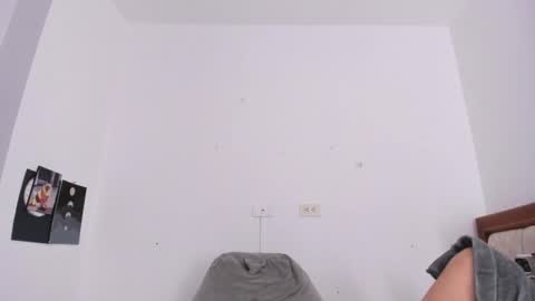 ishabellalopez online show from 23, 2, 2026