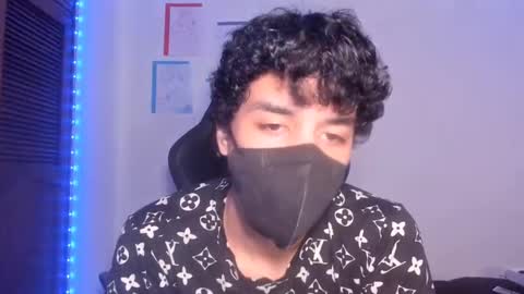 Snapshot of isidroglasc chatting on 6, 3, 2025 Isidro online show from 6, 3, 2025