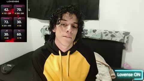 Snapshot of isidroglasc chatting on 7, 10, 2025 Isidro online show from 7, 10, 2025