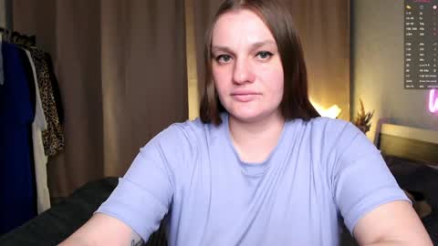 Snapshot of isingle_mom chatting on 24, 4, 2026 isingle_mom online show from 24, 4, 2026