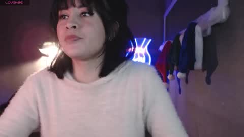 Snapshot of isis_diosa chatting on 17, 12, 2024 Ana Maria online show from 17, 12, 2024