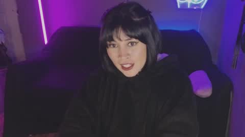 Snapshot of isis_diosa chatting on 1, 2, 2025 Ana Maria online show from 1, 2, 2025