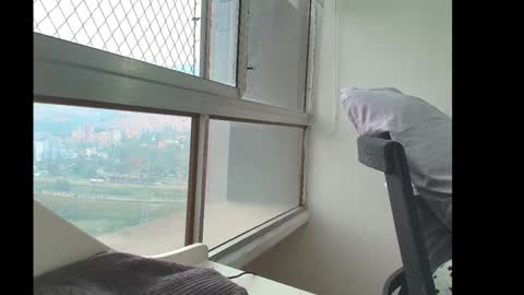 Snapshot of isis_pink chatting on 19, 2, 2026 Alaya online show from 19, 2, 2026