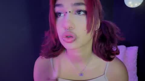 Isisjones18 online show from 11, 9, 2025