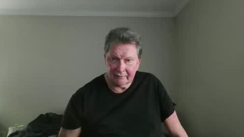 island625103 online show from 15, 3, 2026