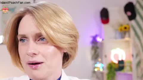 Lou  Peaches online show from 6, 8, 2026