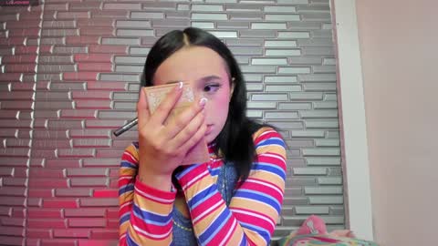 Snapshot of issa_garcia chatting on 29, 12, 2024 I S S A B E L A Igissaa ax    Xlittleissa  online show from 29, 12, 2024