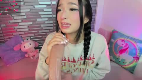 Snapshot of issa_garcia chatting on 24, 2, 2025 I S S A B E L A Igissaa ax    Xlittleissa  online show from 24, 2, 2025